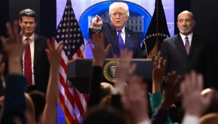 Trump fires back with new 10% global tariff after Supreme Court setback