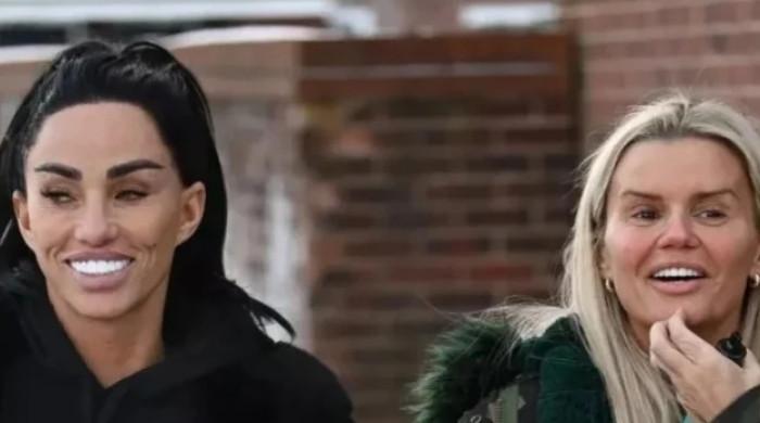 Katie Price insists 'Kerry and Paolo will be special guests' at second wedding