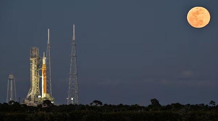 Nasa eyes March 6 launch of astronaut moon mission after passing key test