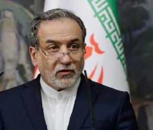 Washington weighing strike on Iran as Tehran says draft deal coming soon