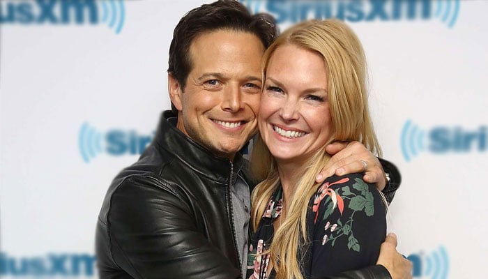 Scott Wolf shares first family photo after nasty divorce: ‘Healing’