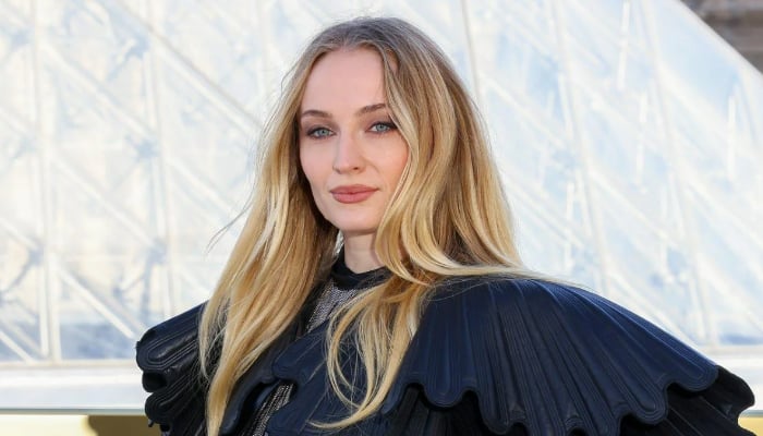 ‘Game of Thrones’ star Sophie Turner steps into 30s with bold, flirtatious energy