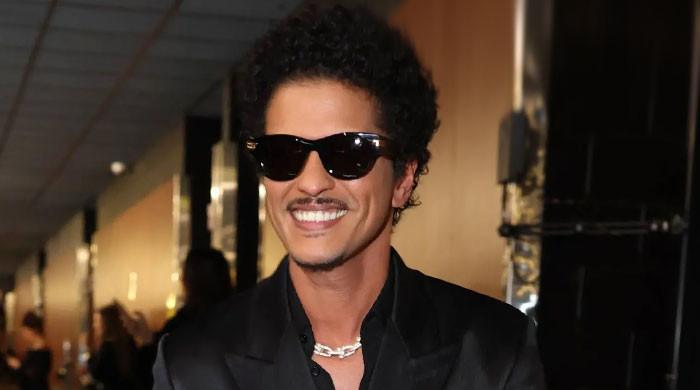 Bruno Mars invites fans on a 'Romantic Radio' date ahead of new album