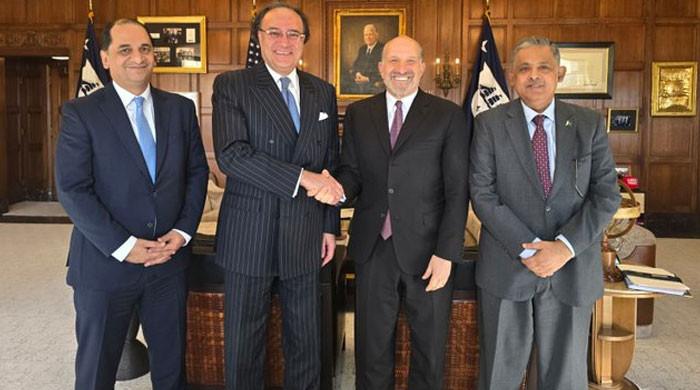 Pakistan, US express resolve to enhance bilateral economic cooperation