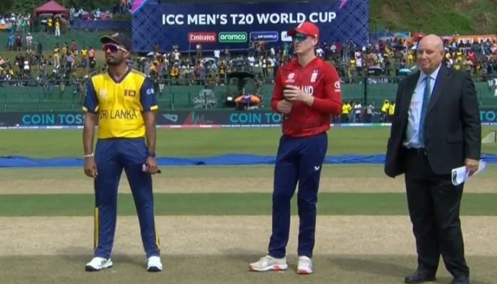 Sri Lanka captain Dasun Shanaka (left) and his England counterpart Harry Brook (centre) present for tossin Group 2 fixture of ICC Mens T20 World Cup 2026 at Pallekele International Cricket Stadium in Kandy on February 22, 2026. — Screengrab