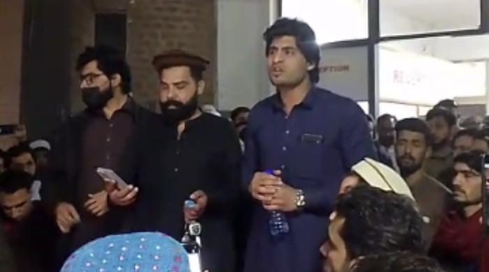 Unidentified armed men gun down female doctor in Kohat 