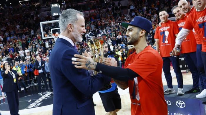 King Felipe takes center stage in exciting basketball event