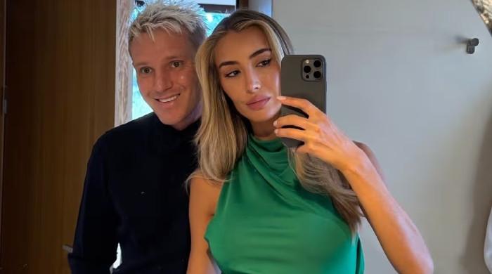 Sophie Habboo 'owns the red carpet' weeks after welcoming baby