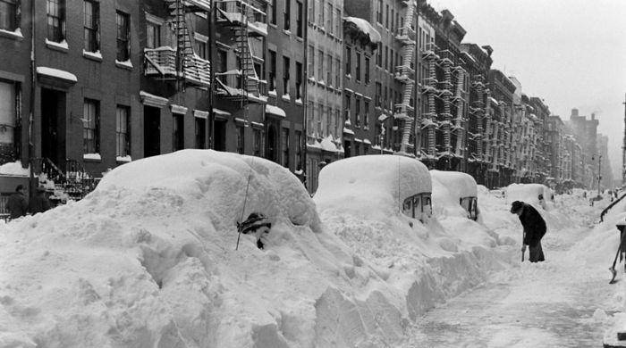 New York City wakes to 22 inches of snow as blizzard slams region 