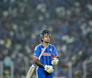 India battle for World Cup survival after 'messing up on grand scale'