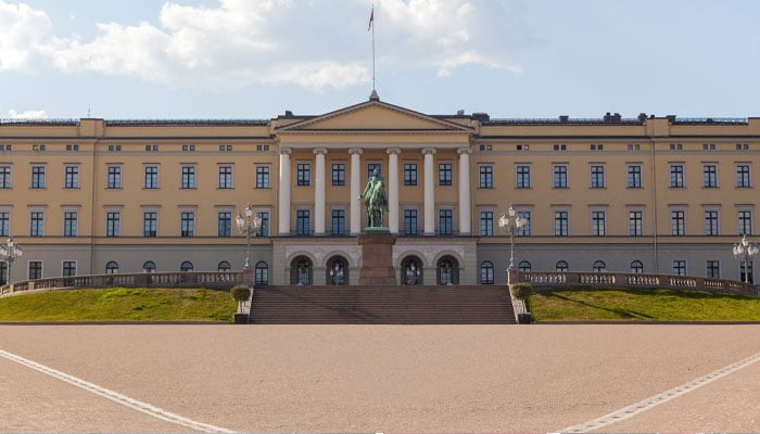 Palace releases key update as King hopes to redeem royals amid crisis