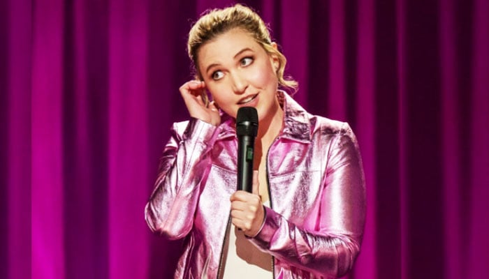 Taylor Tomlinson roasts men’s biggest fear in Prodigal Daughter