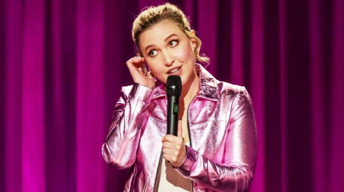 Taylor Tomlinson roasts men's biggest fear in 'Prodigal Daughter'