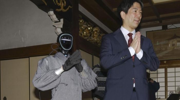 AI robot monk unveiled in Japan