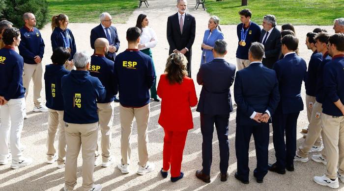Spanish royals welcome team after historic Olympic moment 