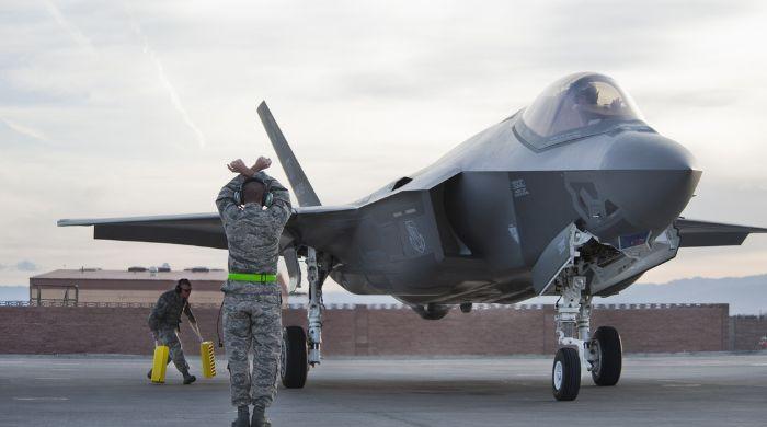 Former USAF fighter pilot arrested for training Chinese military