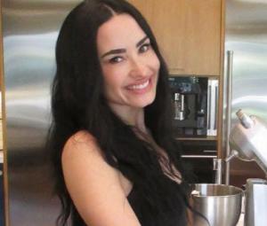 Demi Lovato honours eating disorder recovery journey: 'One plate at a time'