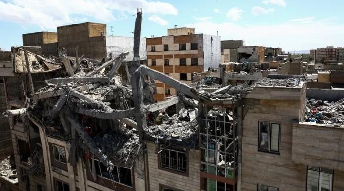 Trump steps up threats against Iran ahead of UN vote on Hormuz