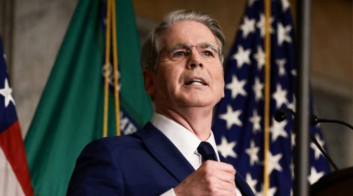 US likely to unveil weekly secondary sanctions to ramp up economic pressure on Iran