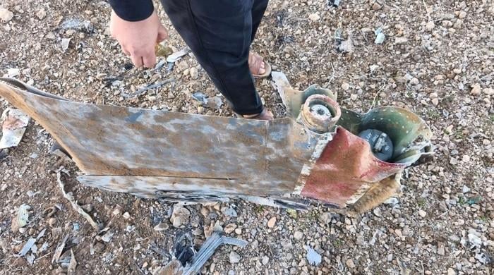 Fallen planes raise new perils for Trump amid US, Iran race to find missing crew