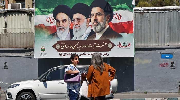 US, Iran mull extending ceasefire by two weeks to negotiate peace deal: report