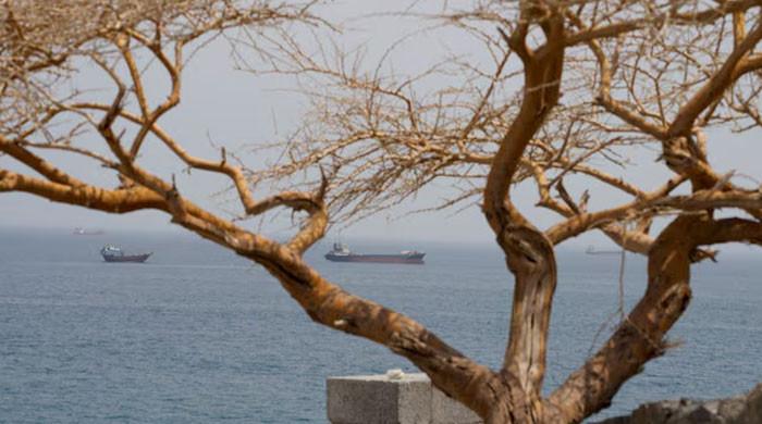 Gulf shipping traffic drops to six vessels amid fading hopes for Strait of Hormuz deal