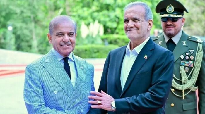Pakistan fully committed to advance regional peace, PM Shehbaz assures Iranian president