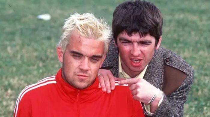 Robbie Williams, Noel Gallagher set for awkward BRIT's reunion