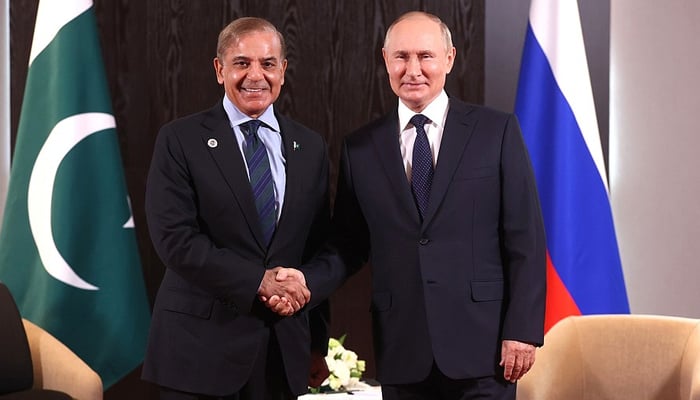 Prime Minister Shehbaz Sharif meets Russian President Vladimir Putin on the sidelines of the SCO summit in Samarkand, Uzbekistan, on September 15. 2022. — Kremlin