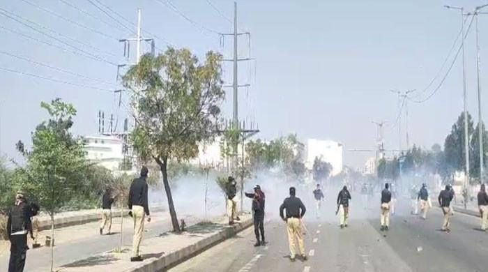 Iran attack: Multiple injured as police, protesters clash near US consulate in Karachi