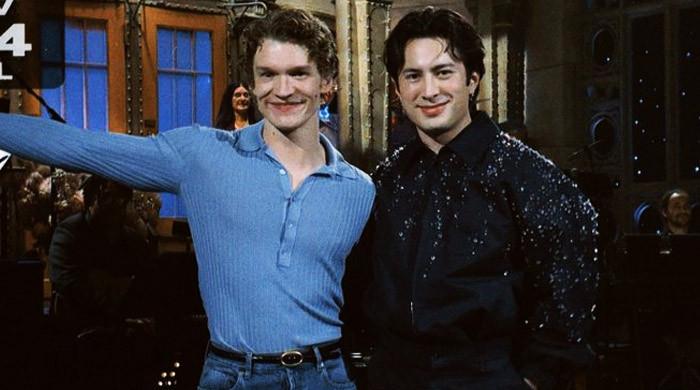 Hudson Williams, Connor Storrie surprise fans with bromantic cameo on 'SNL'