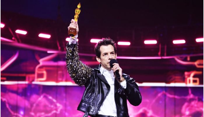 Mark Ronson flaunts new trophy after dream come true night: Brits baby!
