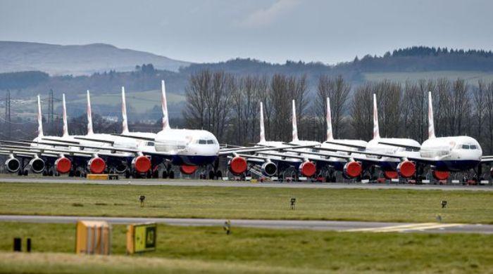 Which airlines have resumed operations in Middle East?