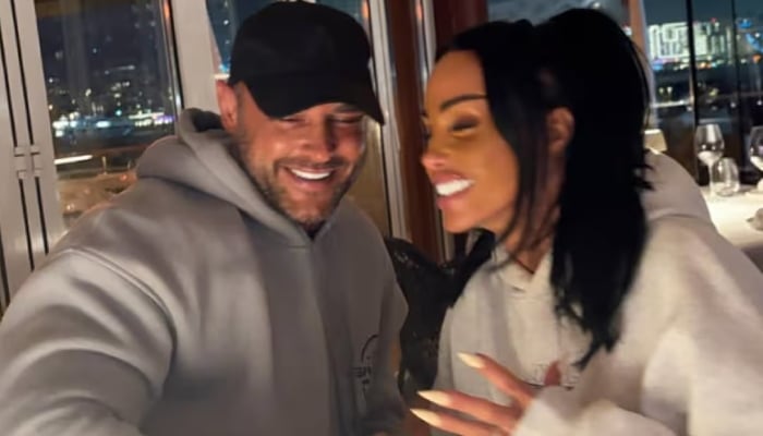 Before Lee, Price had already been married three times