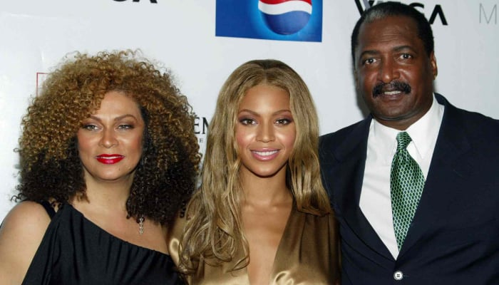 Beyonces dad Matthew Knowles shuts down comment about ex-wife Tina Knowles