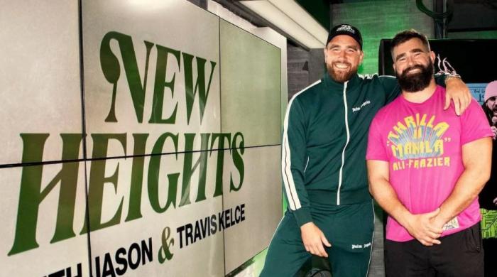 Taylor Swift fiancée Travis Kelce podcast gets cameo that shocked fans