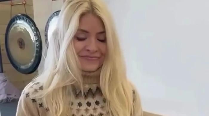 Holly Willoughby revives modelling era with glamorous photoshoot