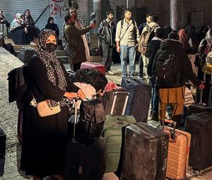 Pakistanis fleeing Iran describe strikes shaking ground under their feet