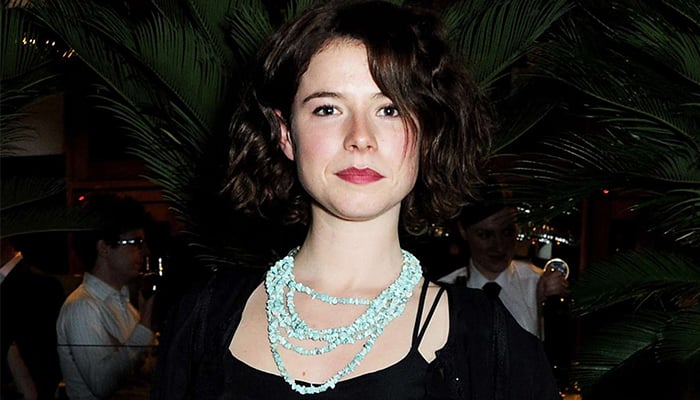 Jessie Buckley clears the air on viral cat comments