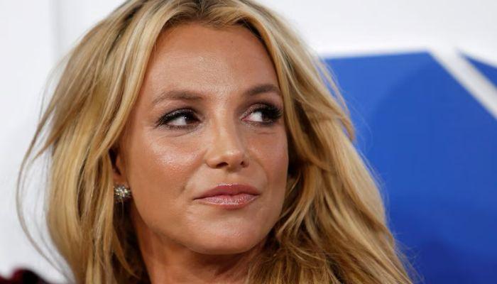 Britney Spears 911 call exposes wild highway chase before DUI arrest