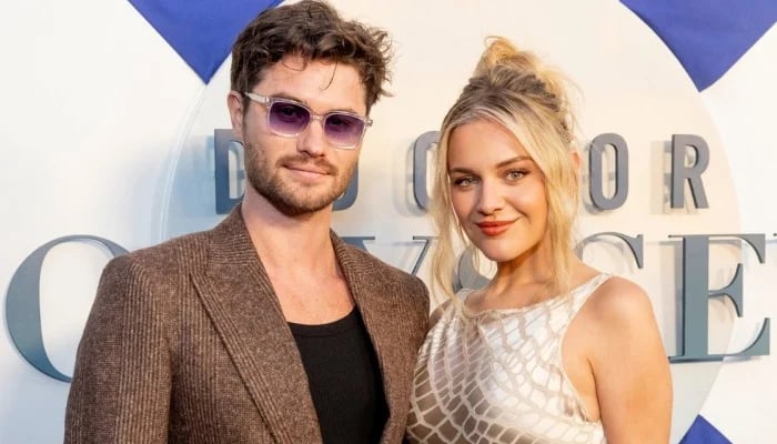 Kelsea Ballerinis exes Chase Stokes and Morgan Evans exchange digs on social media
