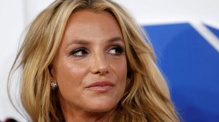 Britney Spears 911 call exposes wild highway chase before DUI arrest