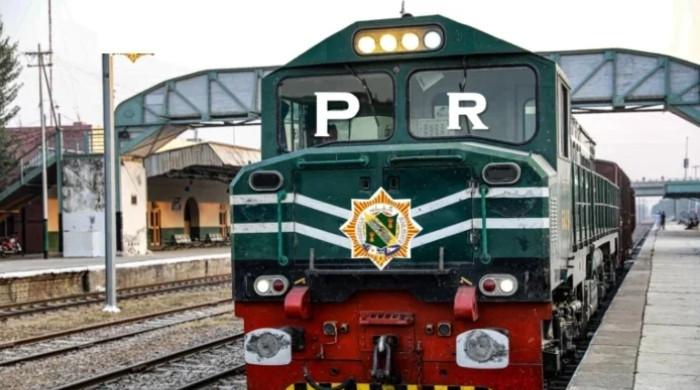 KP govt to collaborate with Centre to launch Peshawar Valley Railway