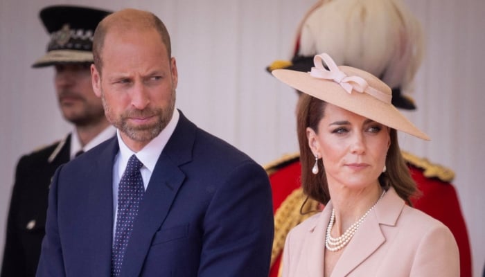 Prince William, Kate declare distance from Beatrice, Eugenie at royal event