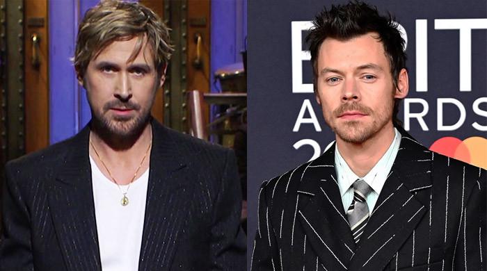 Ryan Gosling gives ‘Sign of the Times' playful twist in front of Harry Styles