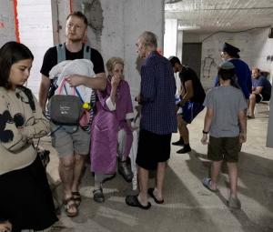 Shelter rankings and shower-timing apps: Israelis, Palestinians adjust to Iranian rockets