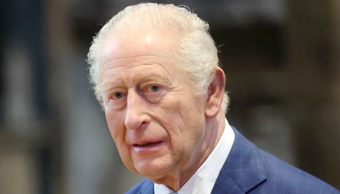 King Charles receives warning about new scandal as bombshell book set to drop