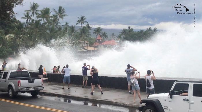 Hawaii braces for powerful Kona storm as flood threat looms