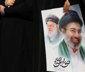 US intelligence says Iran govt not at risk of collapse