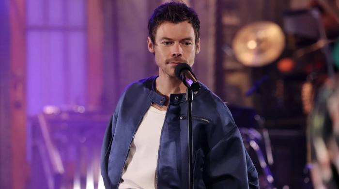 Harry Styles surprises fans with wholesome gesture ahead of 'SNL'